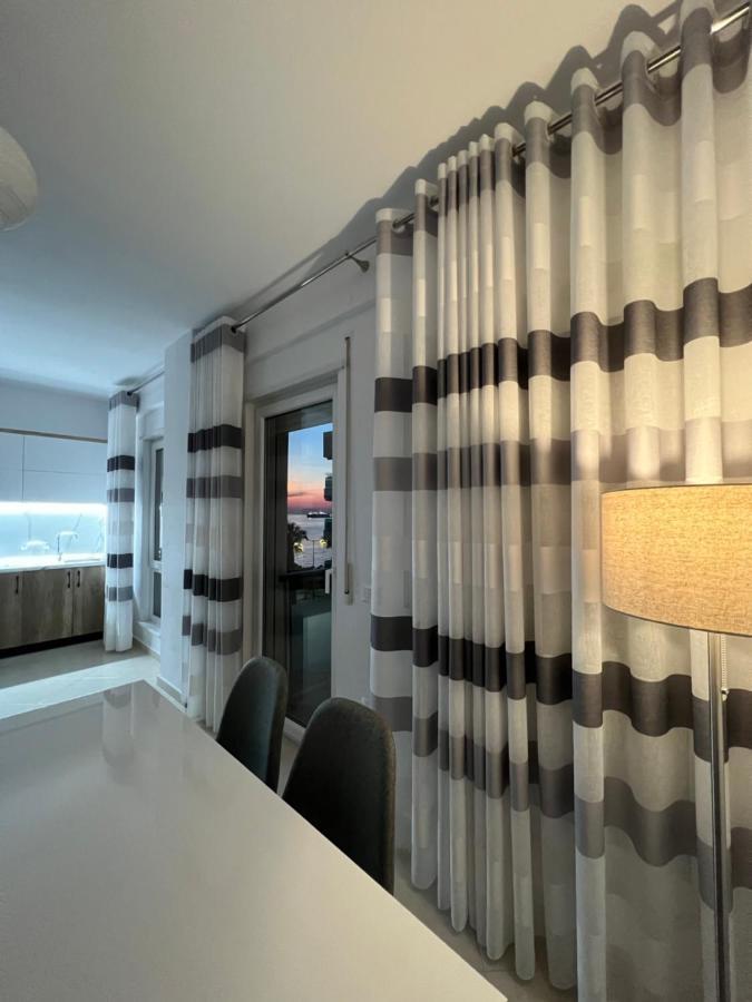 Blue Marine Apartment *