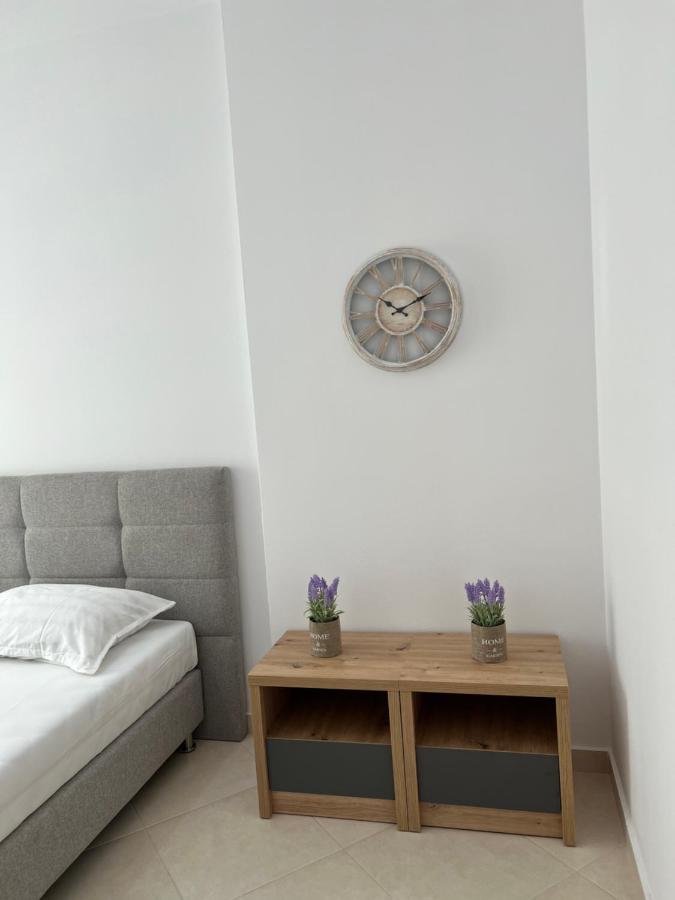 Blue Marine Apartment